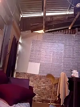 Snapshot of SexyHottMom chatting on 10-11-25, 12:21 SexyHottMom online show from 10-11-25, 12:21