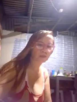 Snapshot of SexyHottMom chatting on 10-23-25, 12:48 SexyHottMom online show from 10-23-25, 12:48