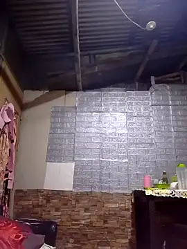 Snapshot of SexyHottMom chatting on 10-26-25, 01:28 SexyHottMom online show from 10-26-25, 01:28