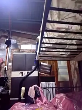 Snapshot of SexyHottMom chatting on 11-28-25, 11:46 SexyHottMom online show from 11-28-25, 11:46