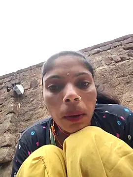 Snapshot of Sonam_mehta chatting on 02-04-26, 02:28 Sonam mehta online show from 02-04-26, 02:28