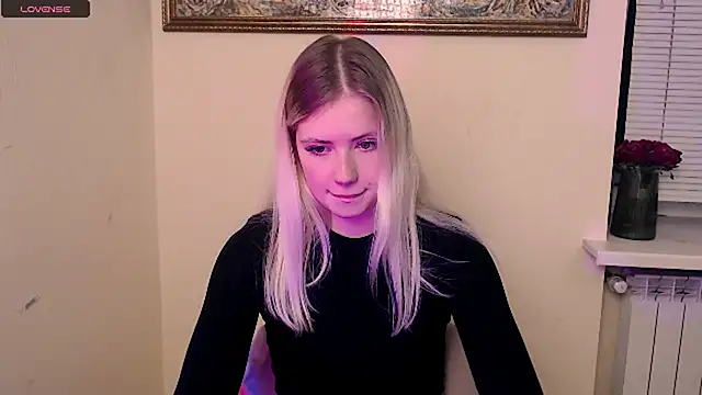 AliceHotty  online show from 10-02-25, 07:37
