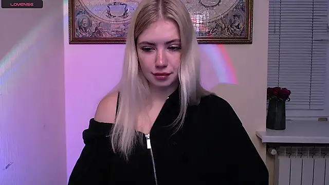 AliceHotty  online show from 11-04-25, 07:51