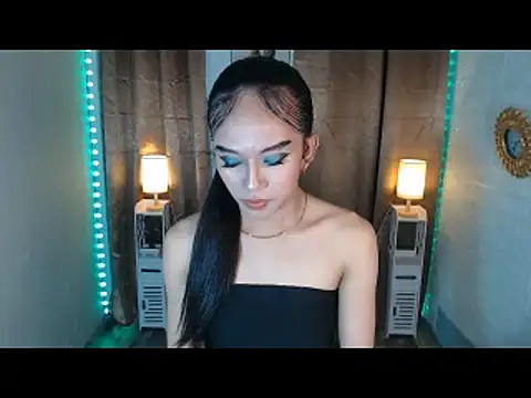 LauraSoHot online show from 01-14-26, 08:42