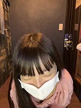 Snapshot of aonyan_7 chatting on 10-11-25, 06:12 aonyan 7 online show from 10-11-25, 06:12