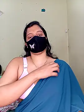 Rose-luckey online show from 11-25-25, 01:55