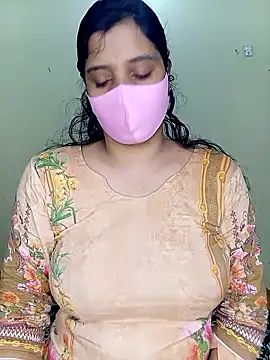 Rose-luckey online show from 01-08-26, 10:06