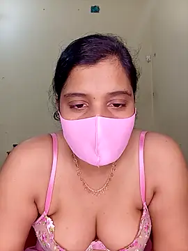 Rose-luckey online show from 01-14-26, 06:02