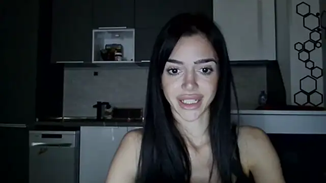 Snapshot of gglingeriee chatting on 10-25-25, 09:28 gglingeriee online show from 10-25-25, 09:28