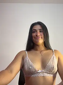 alice shyness online show from 11-18-25, 03:56