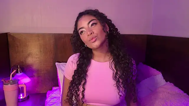 Carly Monroe  online show from 10-08-25, 10:29