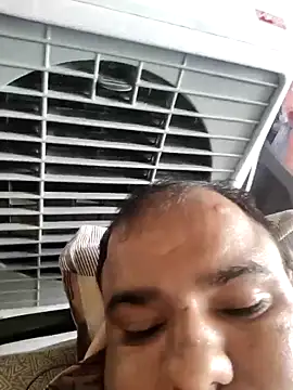 Snapshot of monty935 chatting on 09-16-25, 08:15 monty935 online show from 09-16-25, 08:15