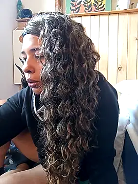 Snapshot of IVONNE_COLLINS33 chatting on 10-29-25, 03:14 IVONNE COLLINS33 online show from 10-29-25, 03:14