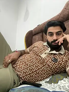 hottestboy03 online show from 10-19-25, 09:10