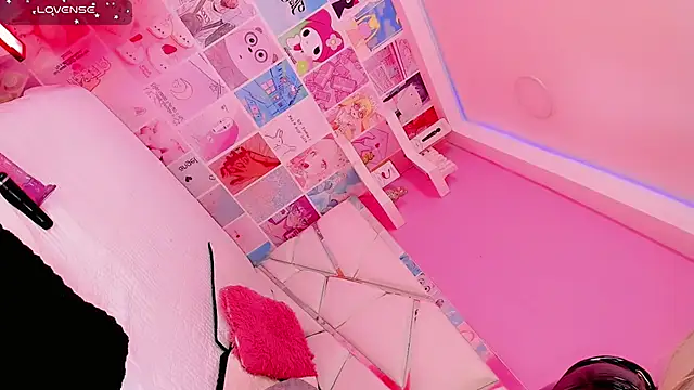 Ariia-janee online show from 12-23-25, 05:05