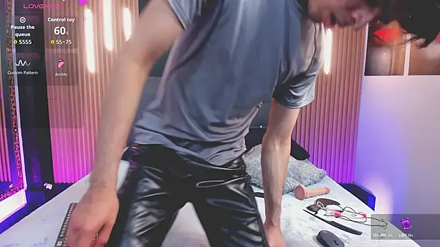 OnlyJos online show from 12-16-25, 06:13