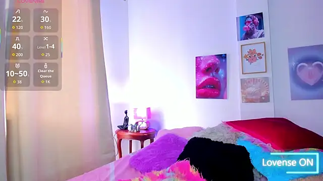 tyra bankss  online show from 11-15-25, 07:32