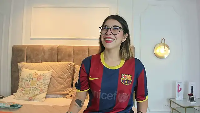 Caitlin Cat online show from 09-23-25, 04:48