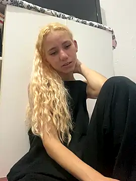 Bruna551 online show from 10-19-25, 05:02