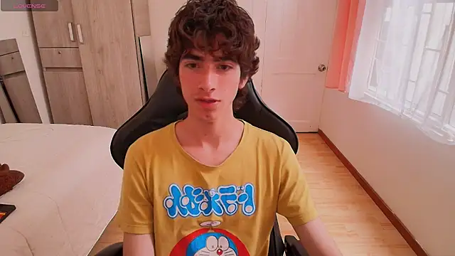 Nude Boy18 online show from 09-16-25, 09:27