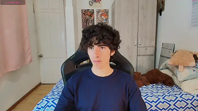 Nude Boy18 online show from 04-07-26, 03:29