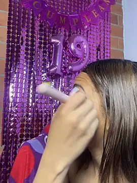 Snapshot of yumi_hanna chatting on 09-14-25, 07:57 yumi hanna online show from 09-14-25, 07:57