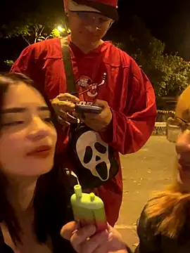 Snapshot of TheLevel69s chatting on 09-23-25, 05:32 TheLevel69s online show from 09-23-25, 05:32