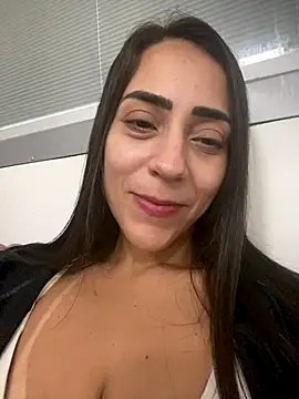 lucioliveira online show from 10-19-25, 01:17