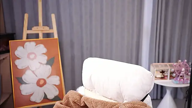 Snapshot of karina0703 chatting on 12-17-25, 09:37 karina0703 online show from 12-17-25, 09:37