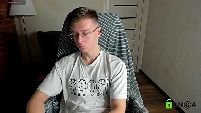 Snapshot of Harm_Dick chatting on 11-13-25, 11:42 Harm Dick online show from 11-13-25, 11:42