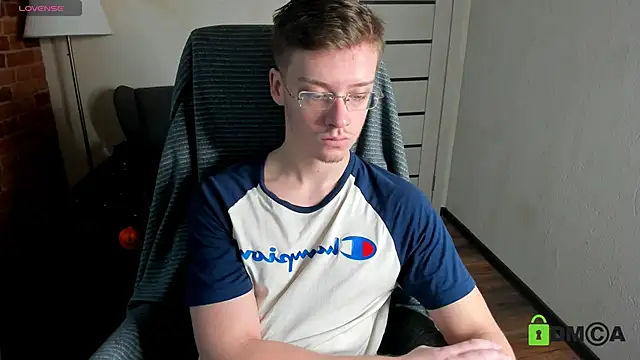 Snapshot of Harm_Dick chatting on 11-24-25, 10:48 Harm Dick online show from 11-24-25, 10:48