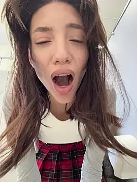 Snapshot of BallerinaCappuccino_ chatting on 02-12-26, 10:32 BallerinaCappuccino online show from 02-12-26, 10:32