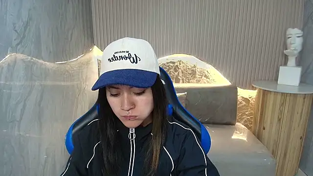 Snapshot of tasty_morita_r chatting on 02-15-26, 01:41 tasty morita r online show from 02-15-26, 01:41