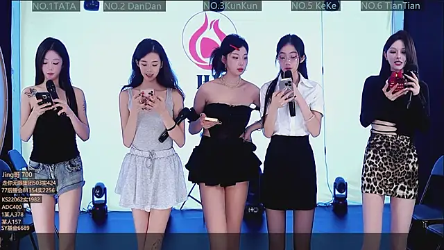 Snapshot of SK10010 chatting on 11-10-25, 08:08 SK10010 online show from 11-10-25, 08:08