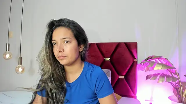 EllieFontanes online show from 09-24-25, 07:50