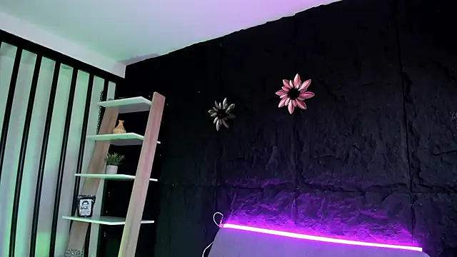 Axel grey  online show from 12-21-25, 11:39