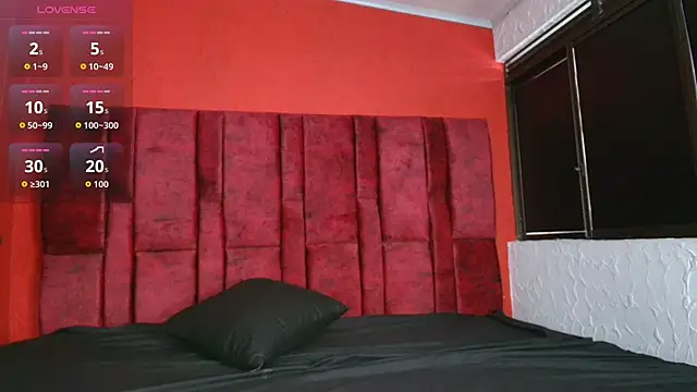 Snapshot of LilithVibe_ chatting on 02-16-26, 04:03 LilithVibe online show from 02-16-26, 04:03