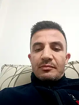 Snapshot of OGUZOZAN chatting on 10-07-25, 08:50 OGUZOZAN online show from 10-07-25, 08:50