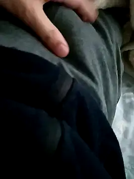 Snapshot of OGUZOZAN chatting on 11-23-25, 06:13 OGUZOZAN online show from 11-23-25, 06:13