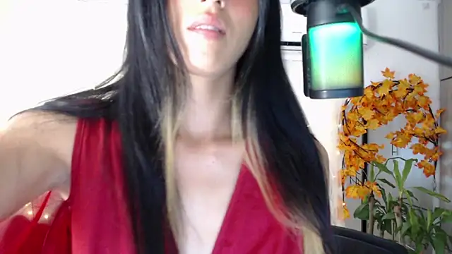 cristal aixa12 online show from 10-05-25, 07:34