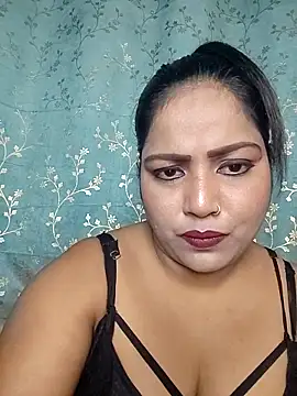 hornypriya696 online show from 11-04-25, 06:51
