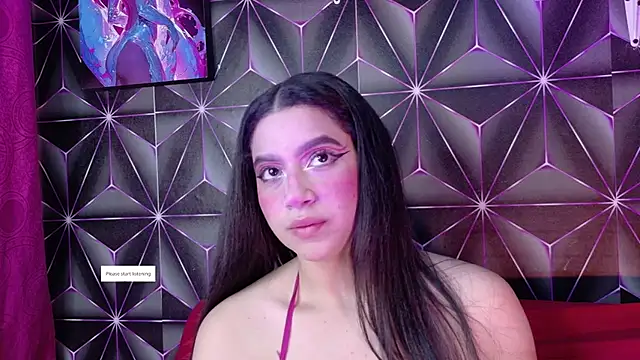 Snapshot of Megan_Luxe chatting on 09-10-25, 04:01 Megan Luxe online show from 09-10-25, 04:01