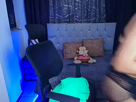 barbie angels online show from 09-23-25, 10:24