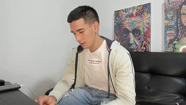 Mike3Xxx online show from 10-05-25, 11:35