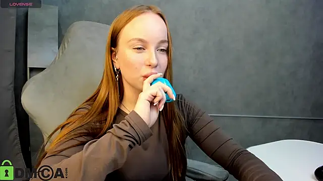 Bunny Luvv online show from 10-06-25, 09:29