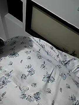 Snapshot of Satyachowdary199623 chatting on 11-17-25, 12:05 Satyachowdary199623 online show from 11-17-25, 12:05