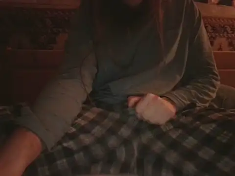 Snapshot of LunarKya chatting on 03-22-26, 10:57 LunarKya online show from 03-22-26, 10:57