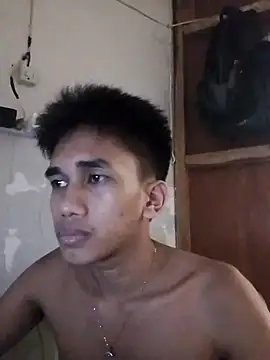 charlie0728 online show from 10-08-25, 11:08