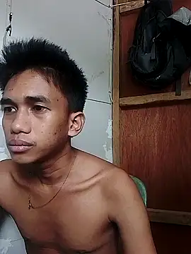 charlie0728 online show from 10-11-25, 12:21