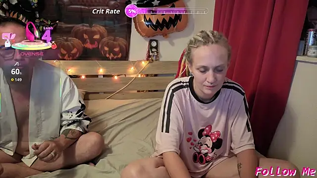 lisa yummi online show from 10-19-25, 08:09